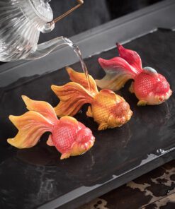 Đồ trang trí bàn trà _ cá chép đổi màu